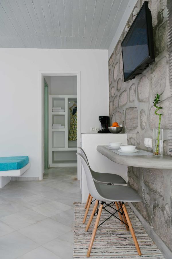 Aparthotel Alkithea à Adámas Extérieur photo