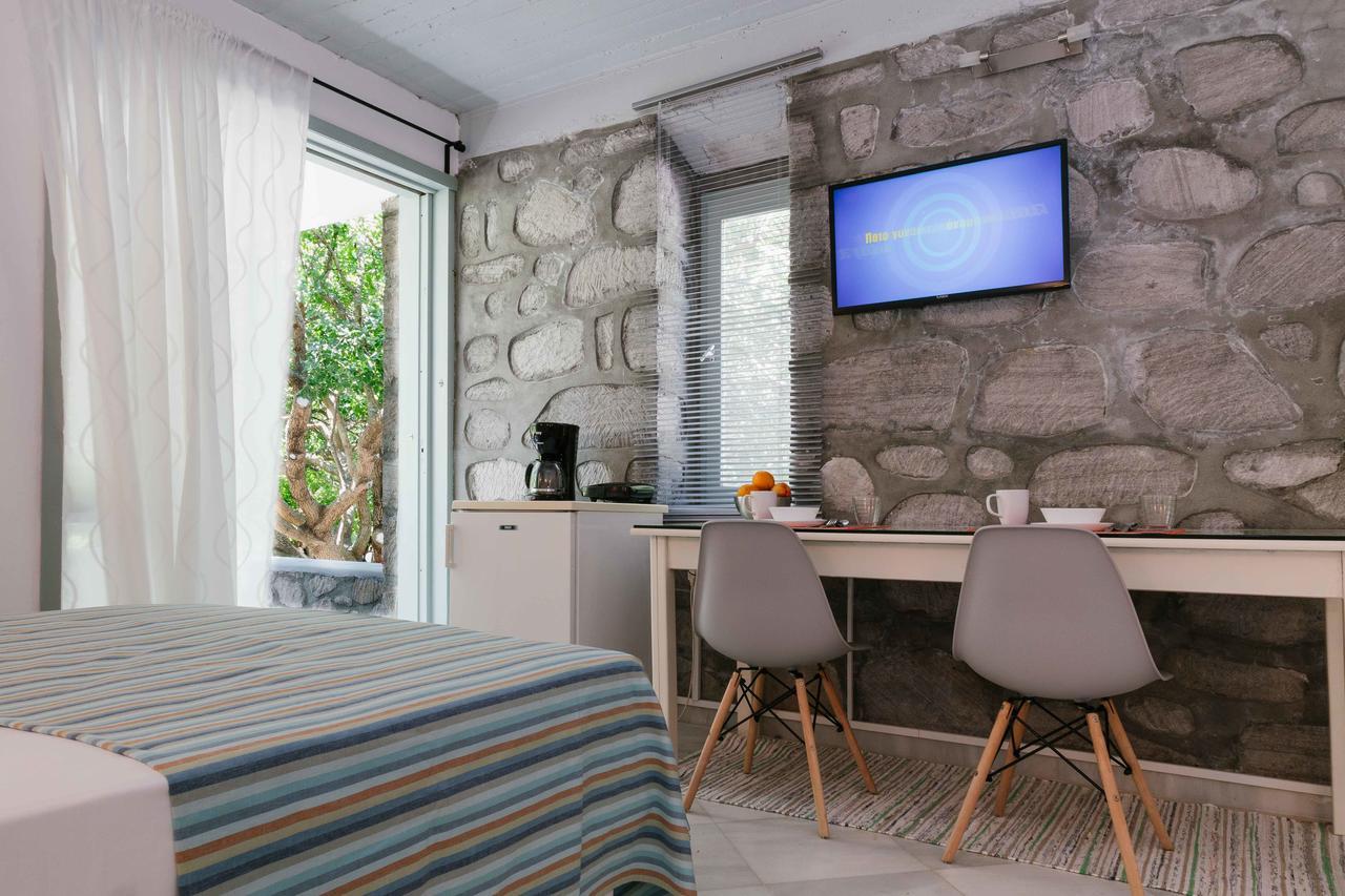 Aparthotel Alkithea à Adámas Extérieur photo